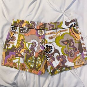 Patterned shorts